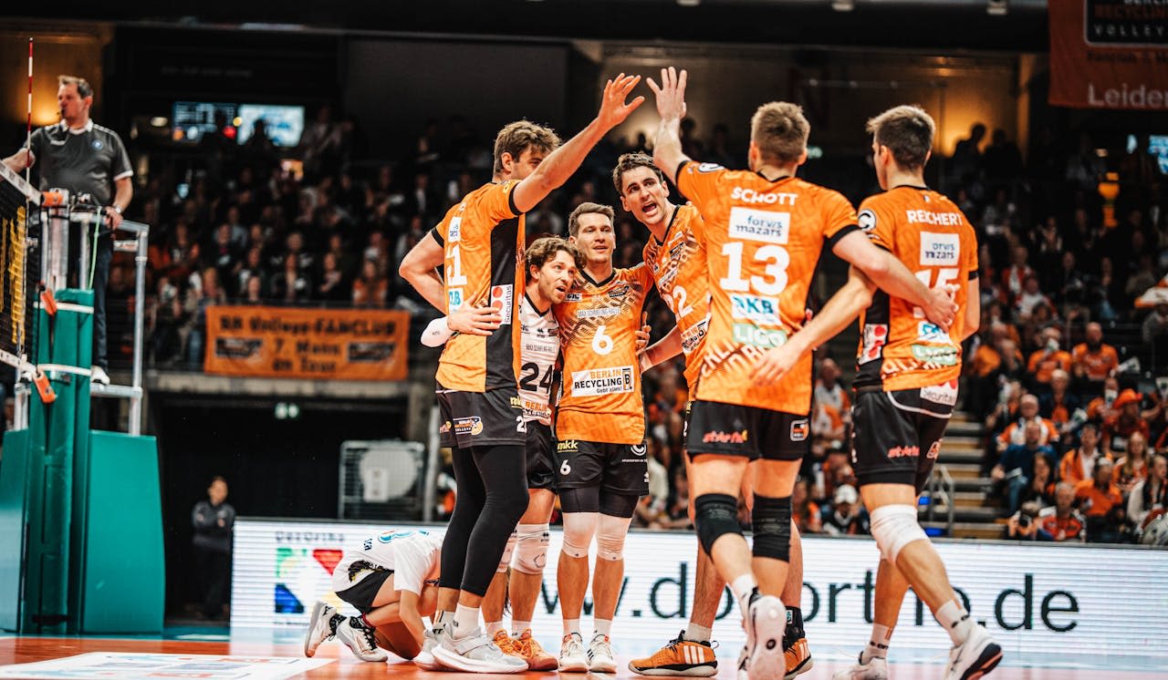 Wuchtig zum Auftaktsieg im Halbfinale Foto: Kevin Mattig Wuchtig zum Auftaktsieg im Halbfinale - Foto: Kevin Mattig