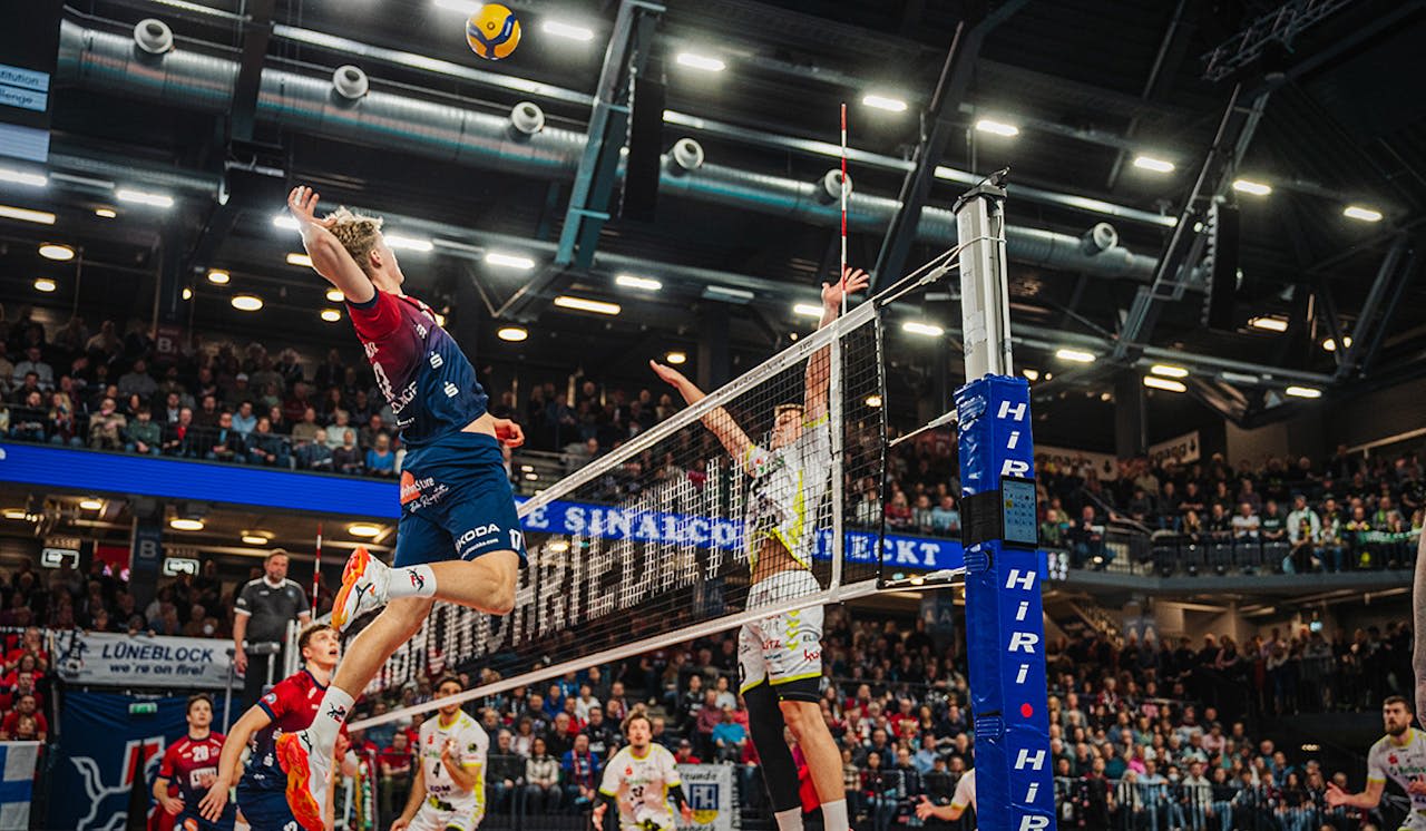 SVG zeigt im Derby eine Reaktion - Foto:  SVG/A. Höfel