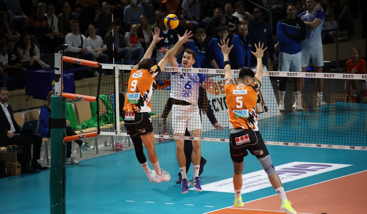 Knaller zum Rückrundenauftakt - Foto:  Jürgen Engler