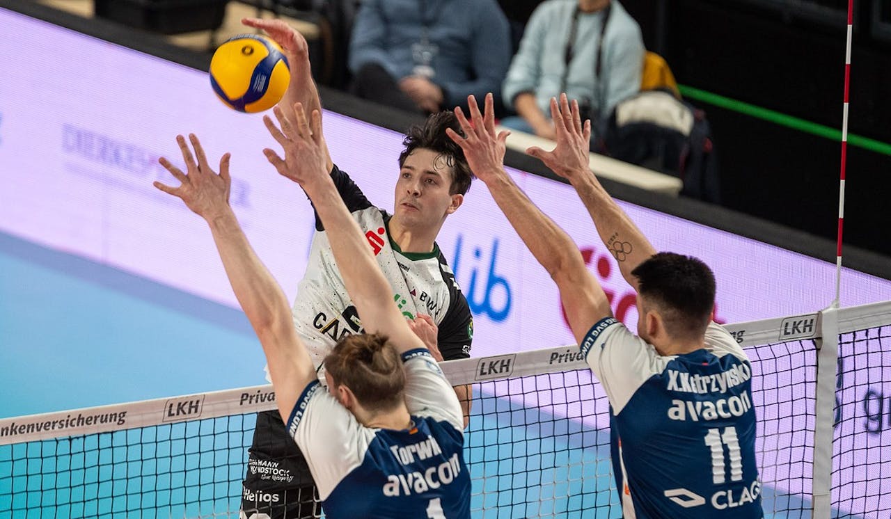 SVG: Ethan Champlin wird ein LüneHüne - Foto:  SVG/W. Wölper