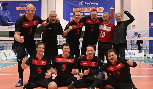 Bayers Sitzvolleyball-Team nur Außenseiter bei DM - Foto: Jörg Frischmann