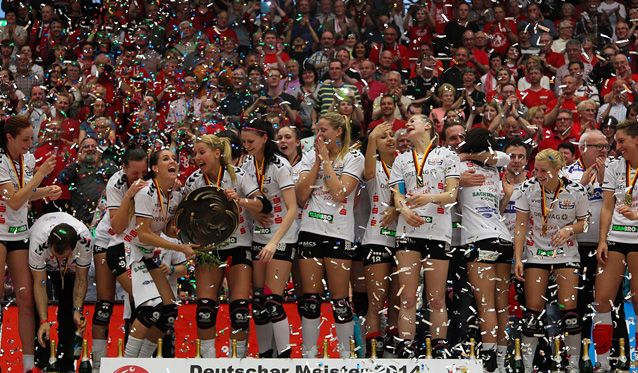 Wer holt in diesem Jahr die Meisterschaft? Prominente geben ihre Tipps ab! Foto: Holger Schulze, A.F.B.media GmbH Wer holt in diesem Jahr die Meisterschaft? Prominente geben ihre Tipps ab! - Foto: Holger Schulze, A.F.B.media GmbH