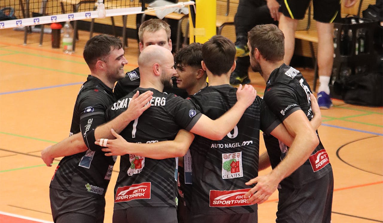 Adler starten ins Abenteuer 2. Bundesliga! - Foto: Carsten Fischer