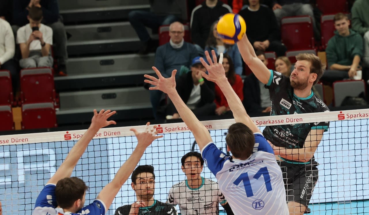 Düren: Wichtige Chance nicht genutzt Foto: powervolleys Düren: Wichtige Chance nicht genutzt - Foto: powervolleys