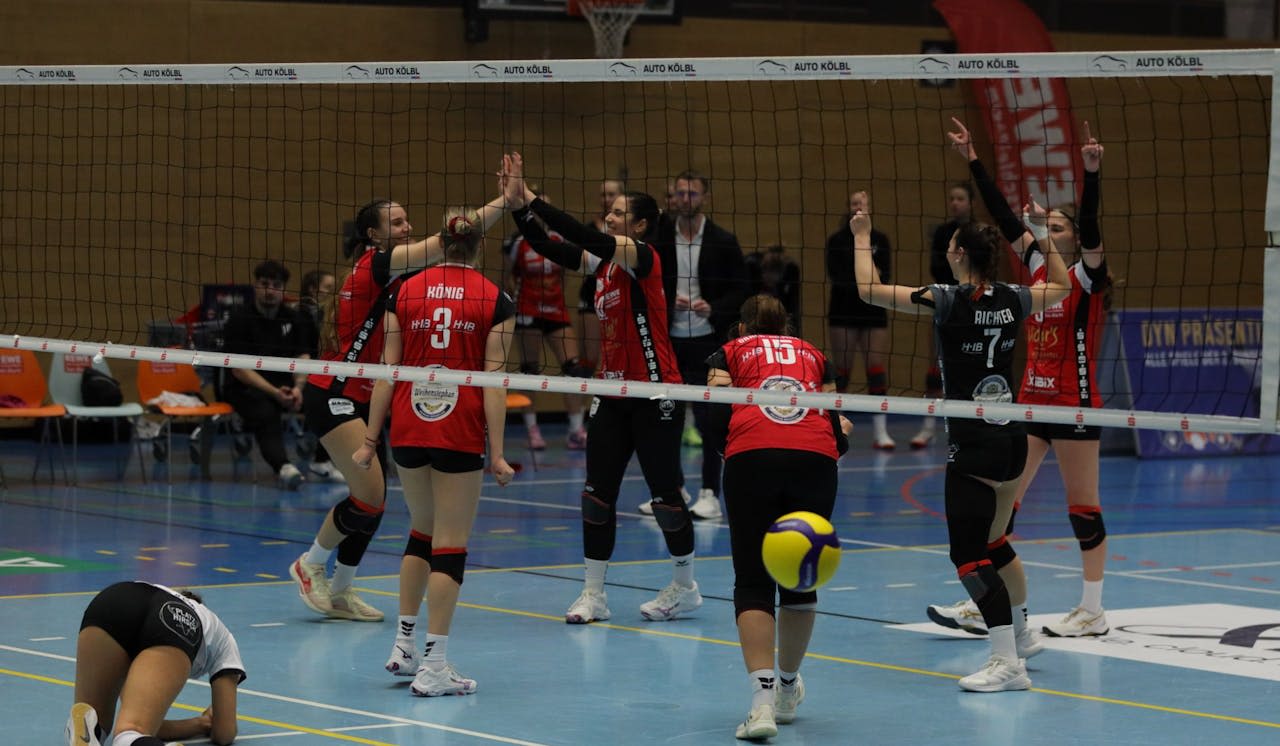 Klarer 3:0-Erfolg im Bayern-Derby - Foto:  Robert Burschik
