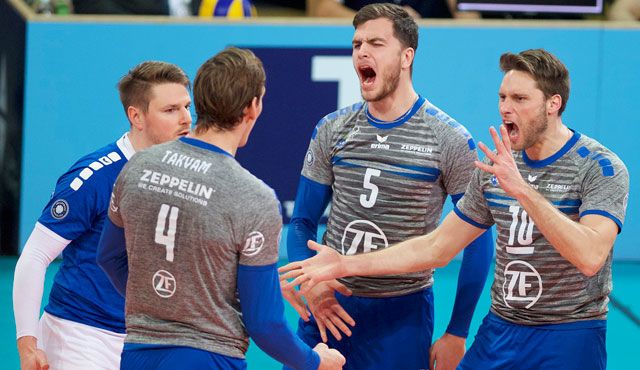 Starke Teamleistung bringt neunten Ligasieg Foto: Günter Kram Starke Teamleistung bringt neunten Ligasieg - Foto: Günter Kram