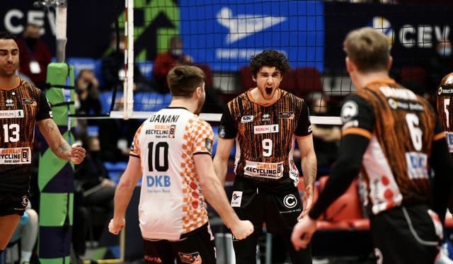 Gruppensieg! Viertelfinale! Top 8 in Europa! Foto: CEV Gruppensieg! Viertelfinale! Top 8 in Europa! - Foto: CEV