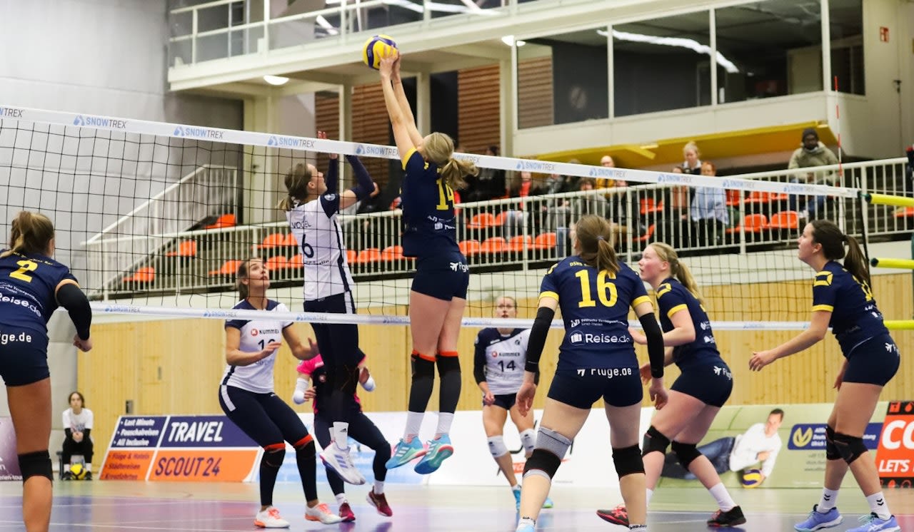 DSHS SnowTrex Köln gegen BBSC Berlin Foto: Florian Zons DSHS SnowTrex Köln gegen BBSC Berlin - Foto: Florian Zons