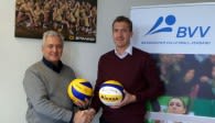 BVV-Präsident Klaus Drauschke (links) begrüßte den neuen Geschäftsführer des BVV Hans Kleiner Foto: Bayrischer Volleyballverband