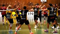 Mit einer geschlossenen Teamleistung will man in Mimmenhausen wieder jubeln.  Foto:  TSV Grafing Volleyball