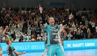 Ryan Poole verwandelt den Matchball gegen Meister Berlin (Lizenz: kostenfreies Nutzungsrecht für redaktionelle Zwecke mit Urheberangabe) Foto:  powervolleys