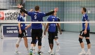 Mit offenen Armen empfangen die Jungs den TuS Mondorf in der Bundespolizeisporthalle Neustrelitz.  Foto:  Sport in der Seenplatte