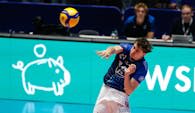 Simon Kohns Aufschläge drehten vergangenen Samstag den zweiten Satz  Foto:  Alexander Hoth