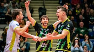 GRIZZLYS haben gut "BRÜLLEN" 