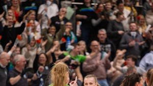 Auch in der neuen Saison trägt Zuspielerin Hannah Rudde das Trikot der Skurios Volleys in der 1. Volleyball Bundesliga