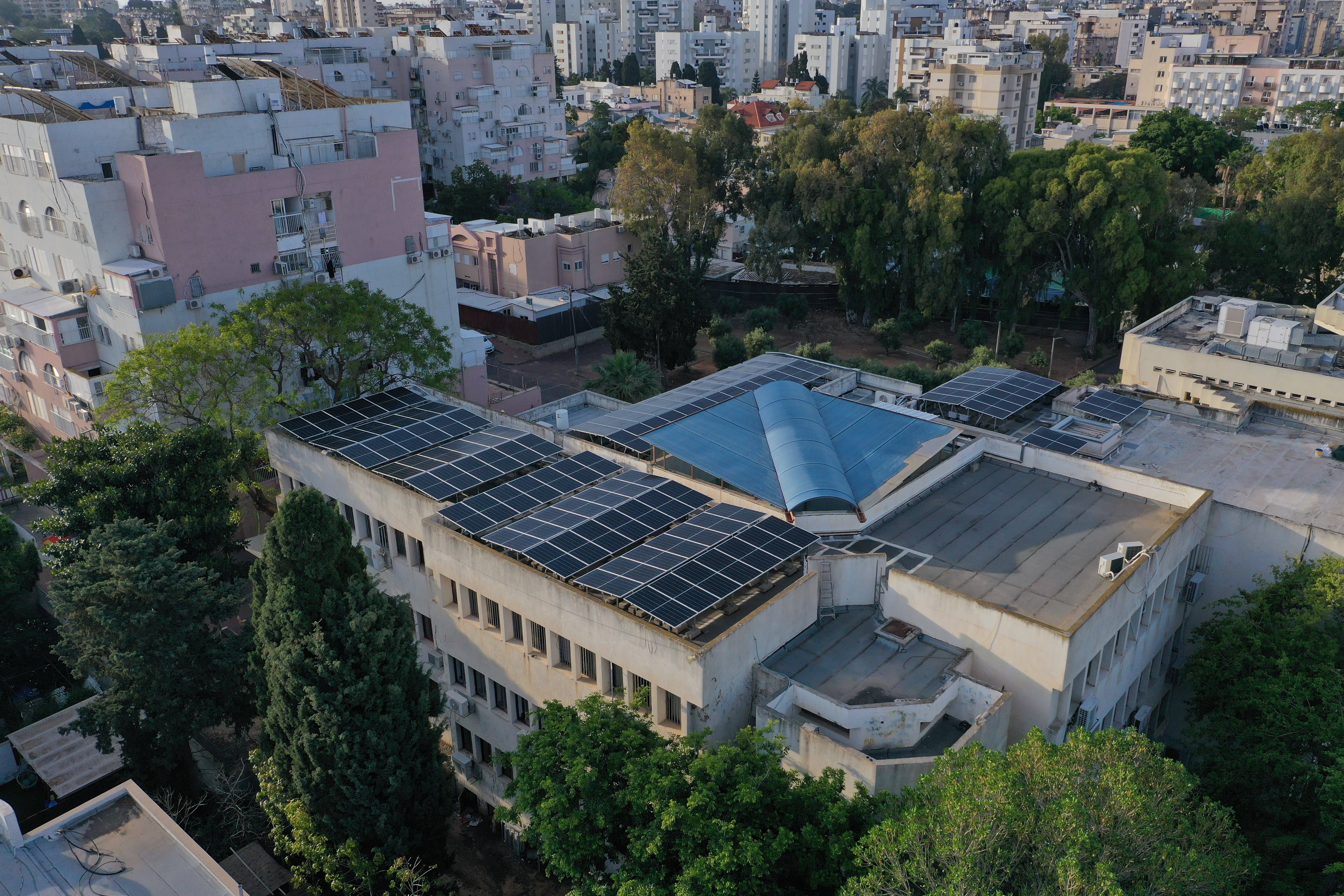 בית חנה – תיכון