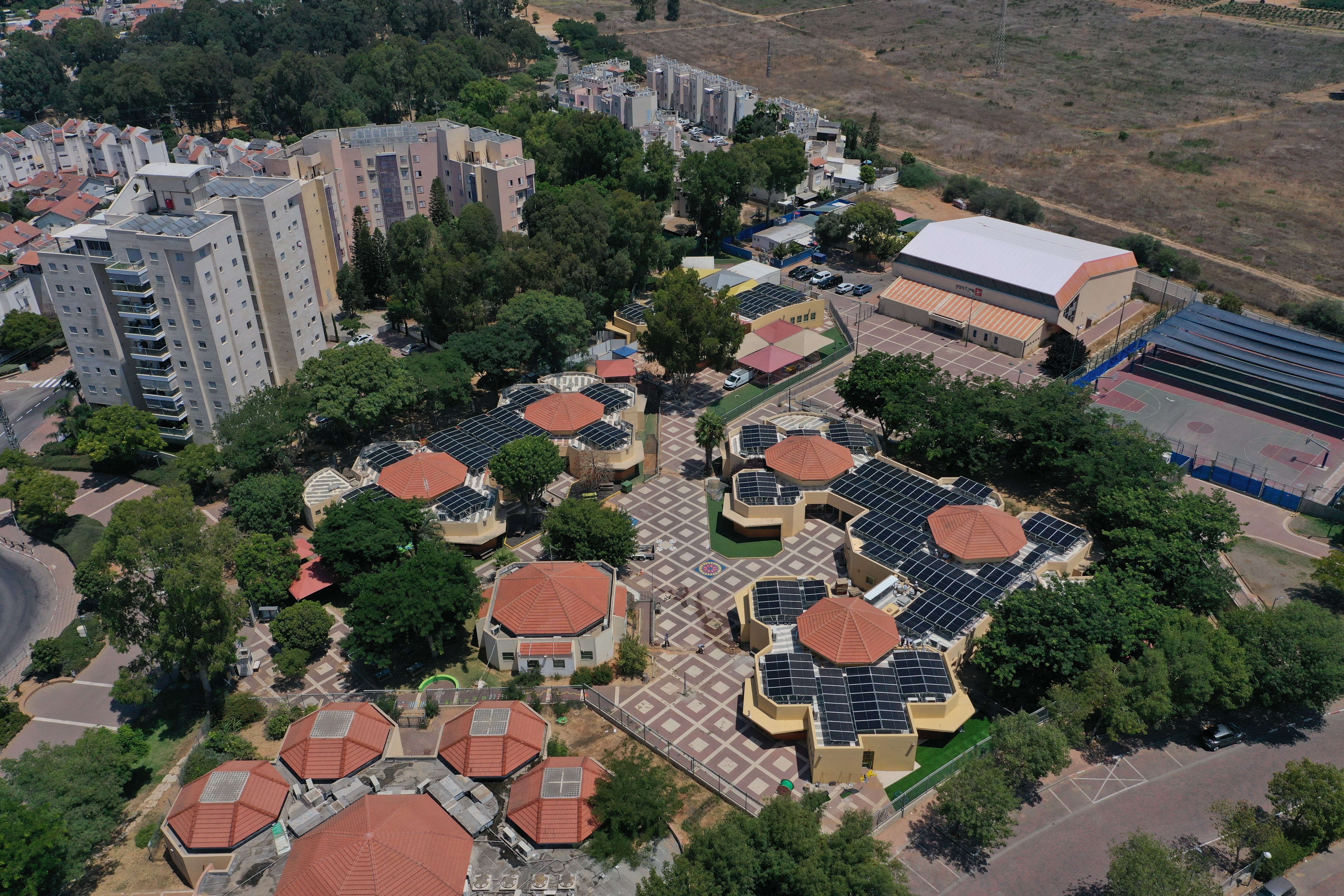 רבין – בית ספר