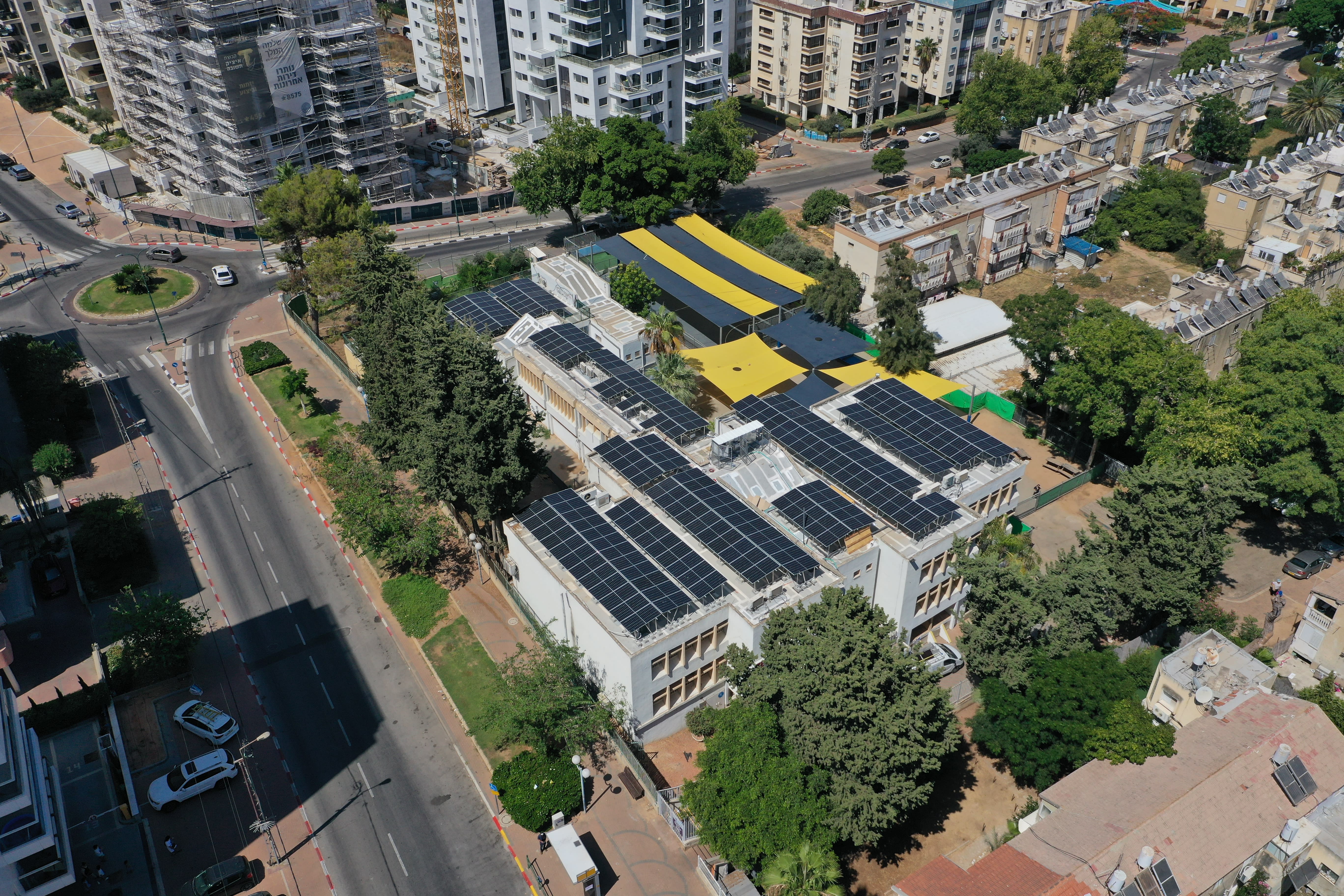 ברקאי – בית ספר