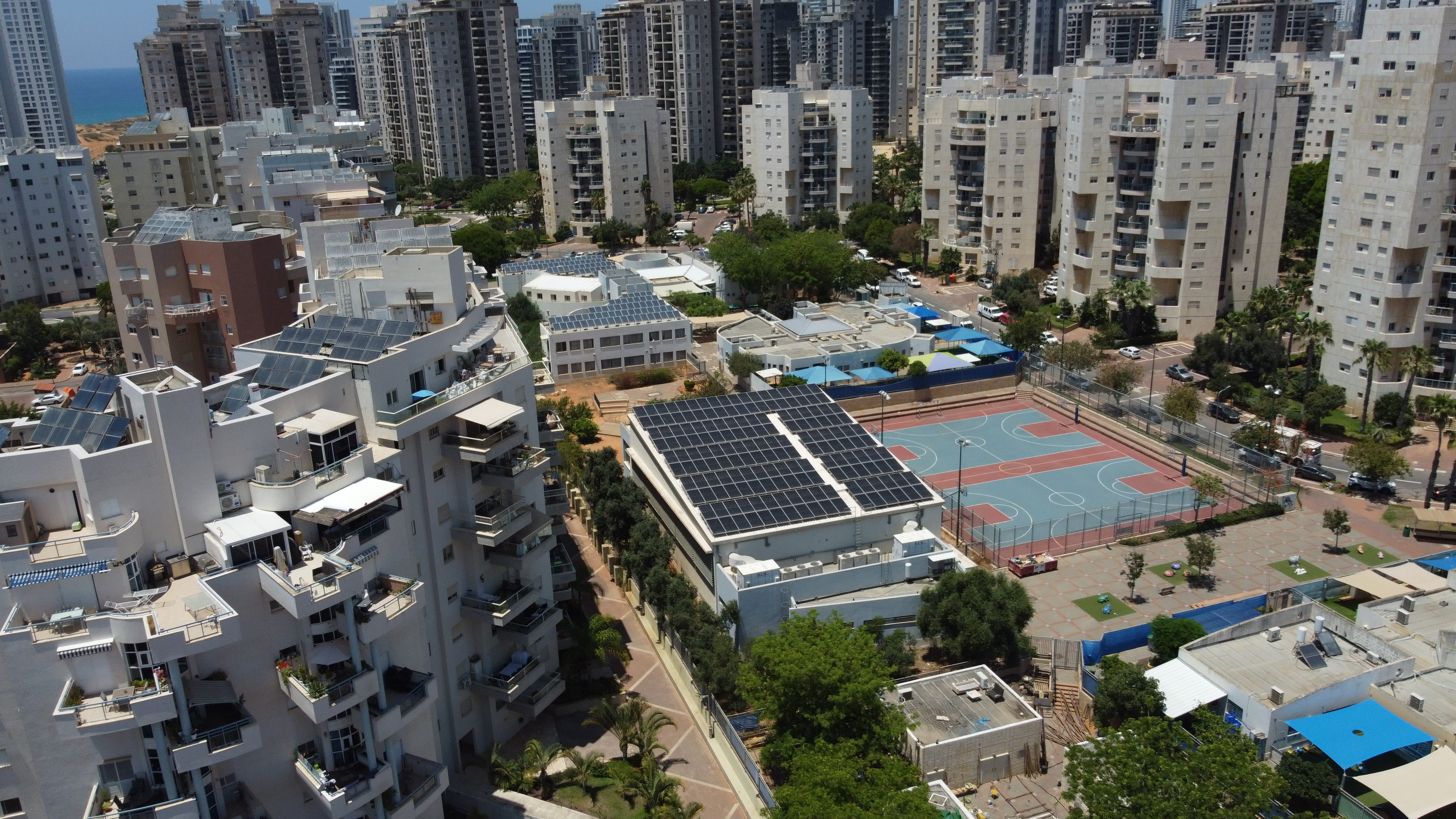 בגין – אולם ספורט