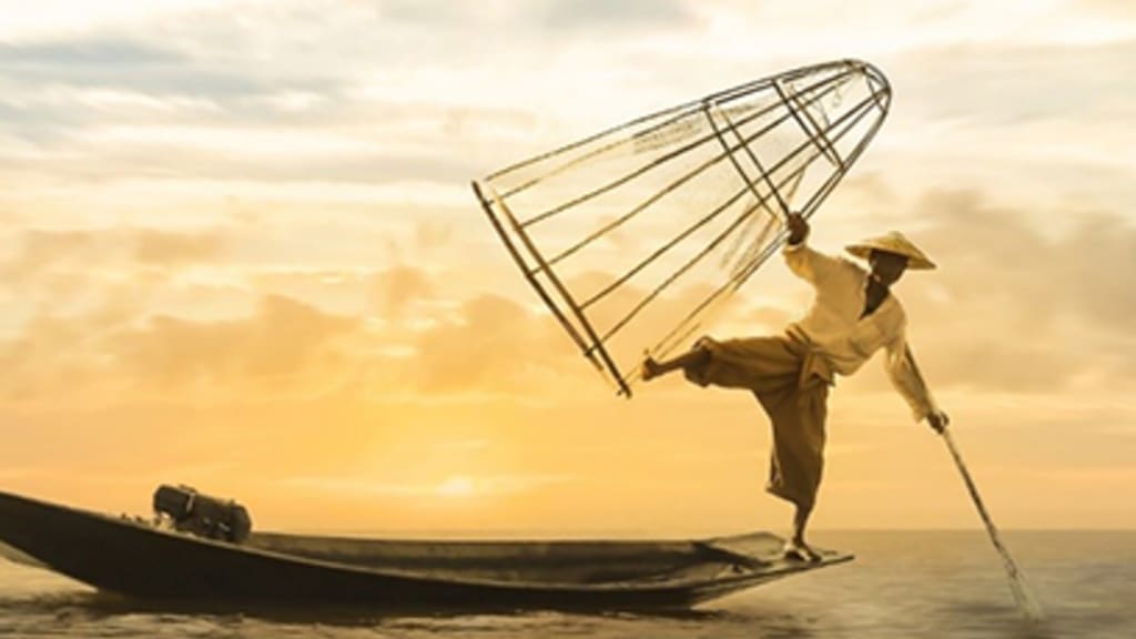 Asiatischer Fischer Symbolbild