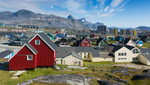 Kuva Grönlannin pääkaupungista Nuukista