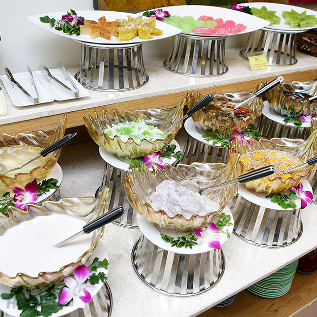 Buffet Chay Buổi Tối 40 Món Miễn Phí Nước Uống Tại Nhà Hàng Cỏ Nội - Bông Sen Hotel Annex