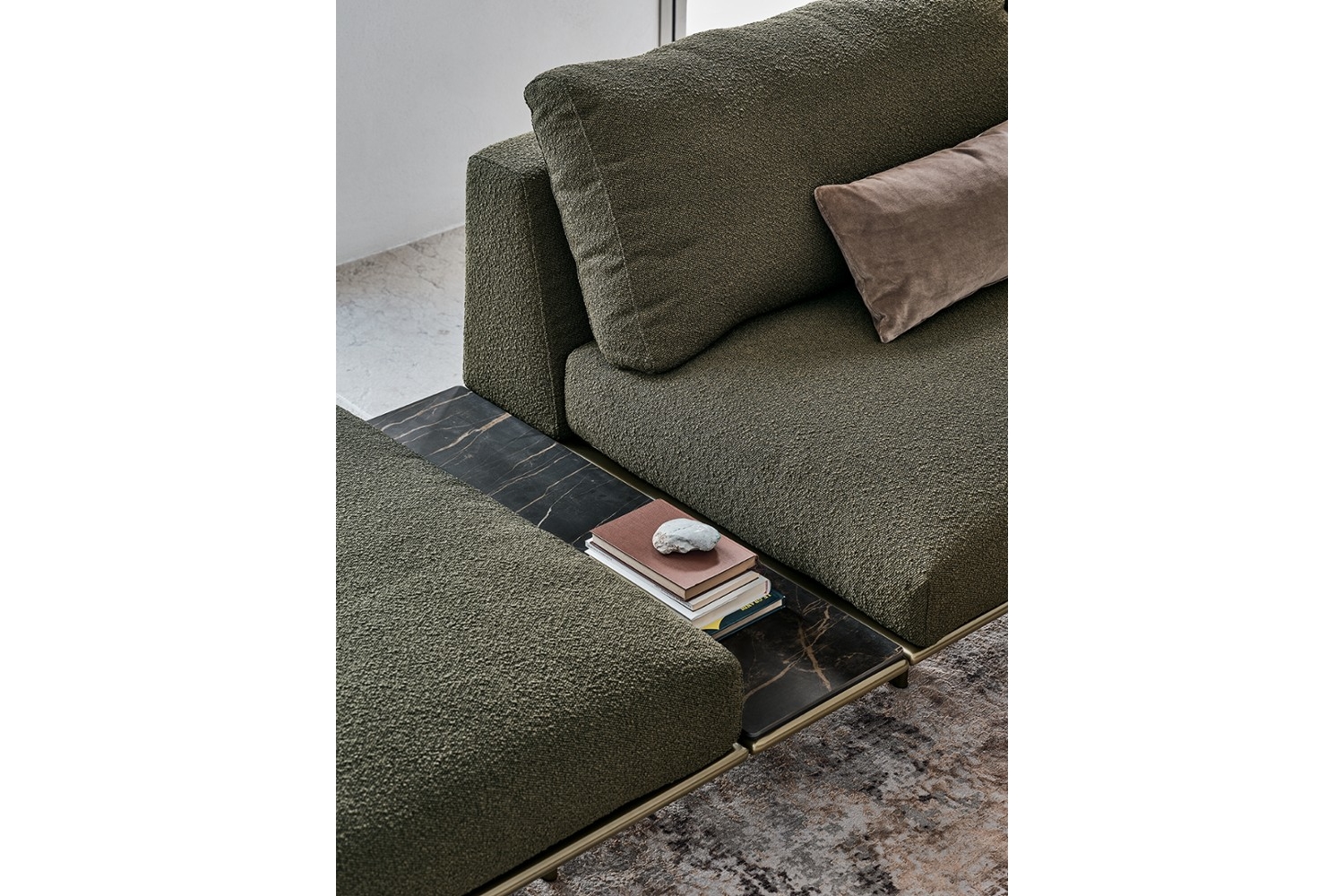 DakotaSofaSideTable1 DakotaSofaSideTable1.jpg 