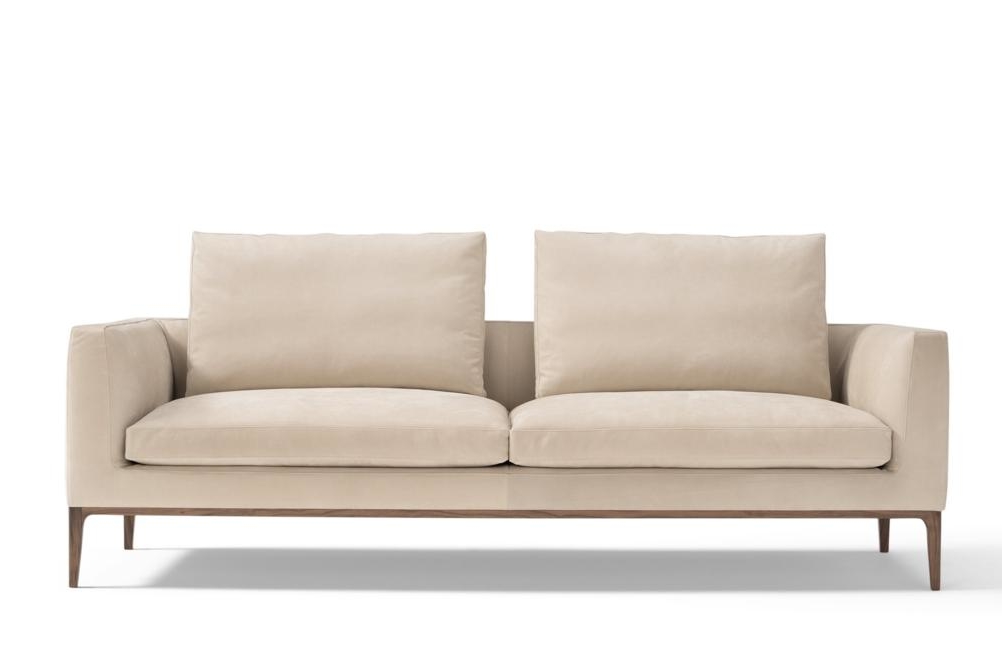 Leonard Sofa Front Contempo Amura October 2016 Leonard, Davis, Segno