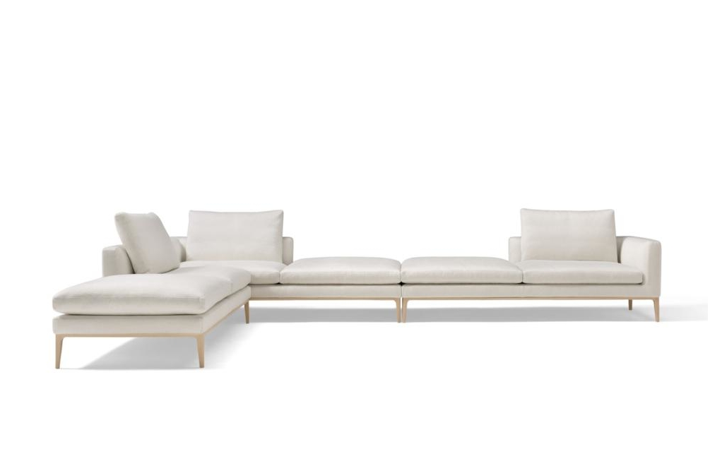 Leonard Large Terminal Front Contempo Amura October 2016 Leonard, Davis, Segno