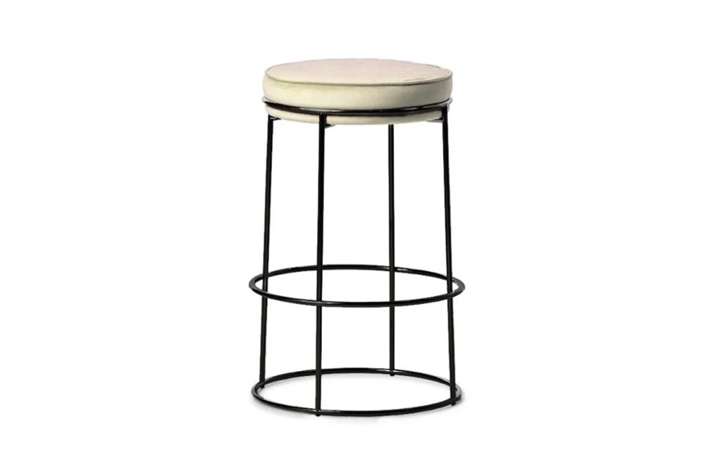 Atollo%20stool%20venice%20sand%20black.jpg Atollo%20stool%20venice%20sand%20black.jpg
