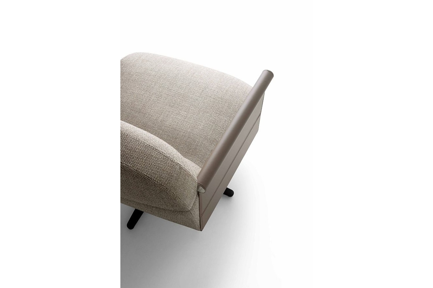 BEYL Armchairs 2019 00 BEYL_Armchairs-2019_00.jpg Beyl Armchair