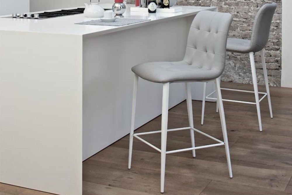 Kuga%203.jpg Kuga bar stool _ By Bontempi Casa_ Made in Italy_ Fixed wooden 4 leg base Kuga%203.jpg