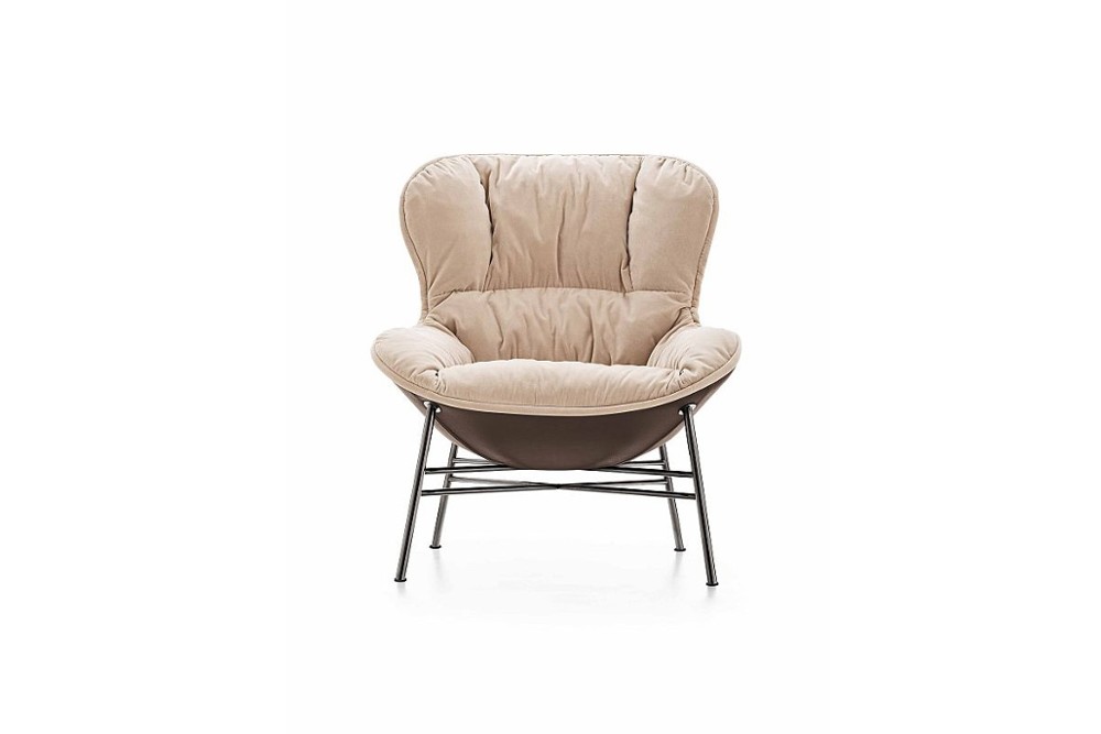 softy%204.jpg Softy Armchair_By Ditre Italia_Made in italy_Designed by Edi & Paolo Ciani Design_Upholstered _Metal Base_wood base_Lounge_Soft Padded seat_Fixed or swivel base options softy%204.jpg