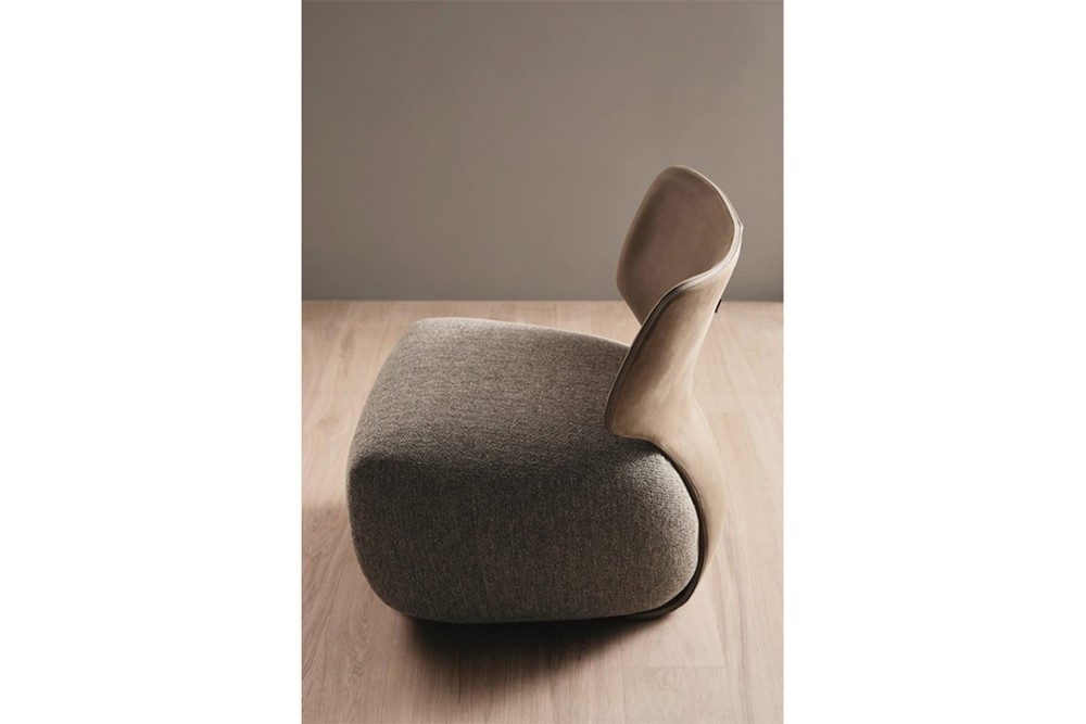 Noa 5 Noa 5.jpg Noa_ By Amura_ Designed by Stefano Bigi_Ergonomic back frame_Leather and fabric upholstery