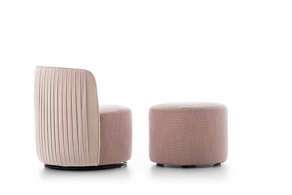 Chloe%20luxury%201.jpg Chloe luxury armchair_Designed by Stefano Spessotto E Lorella Agnoletto_ Ditre Italia_Made in Italy_Art Deco style_ Refined pleating_Rounded shape_Embellished backrest Chloe%20luxury%201.jpg