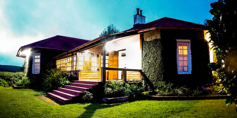 luxury bungalow in munnar