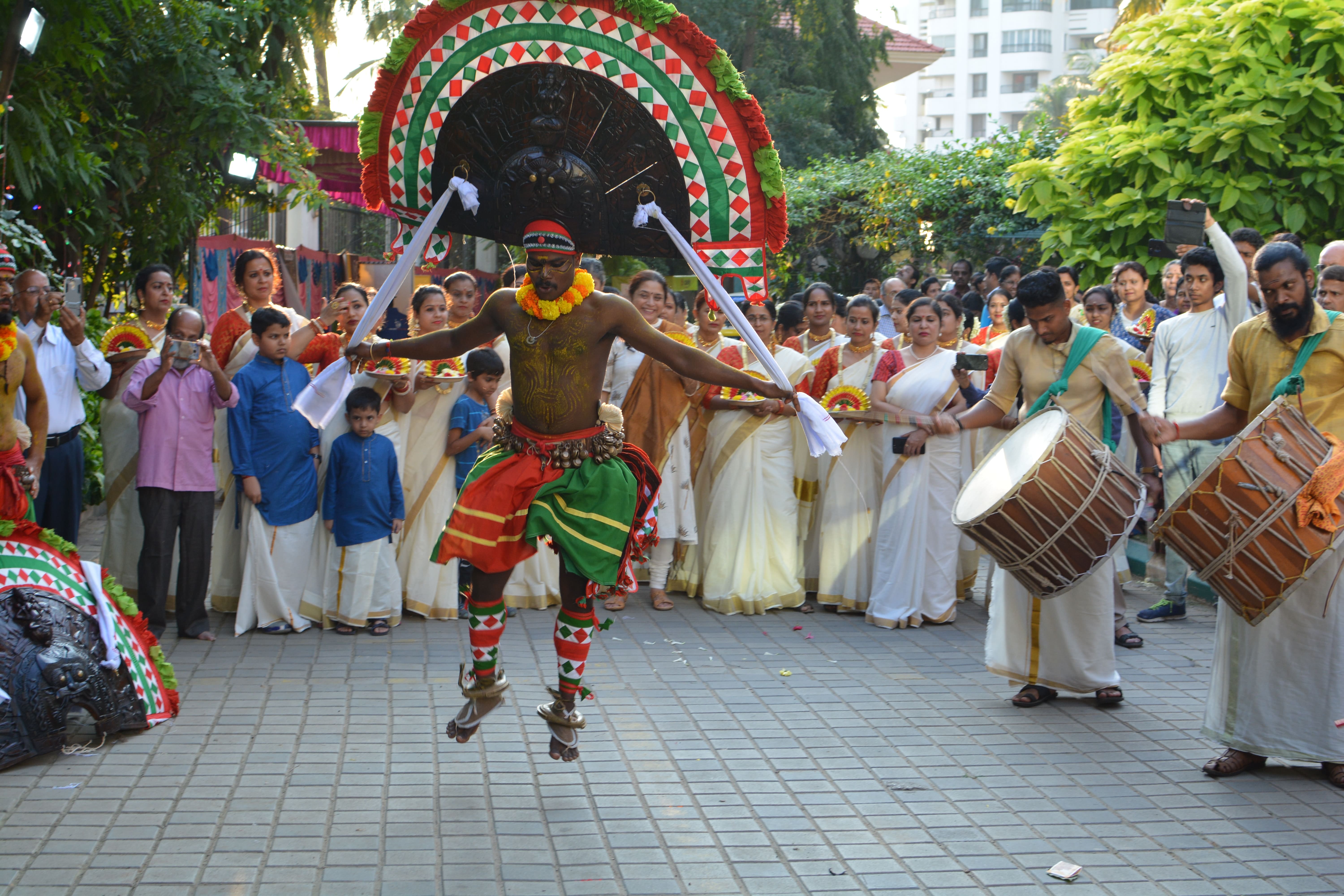 onam tourist places in kerala