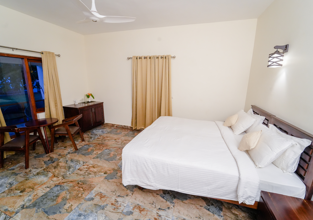 stay near varkala beach