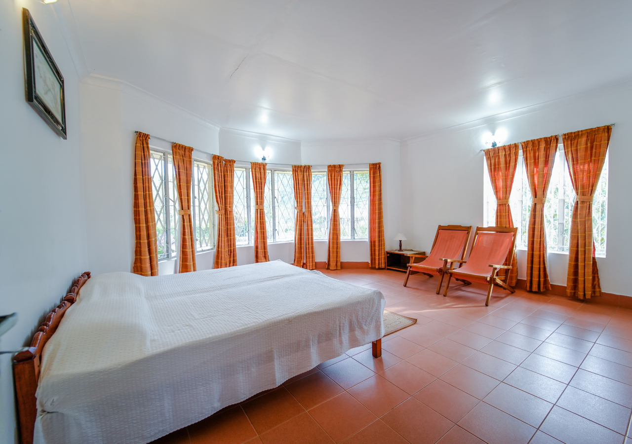 bedroom in british bungalow