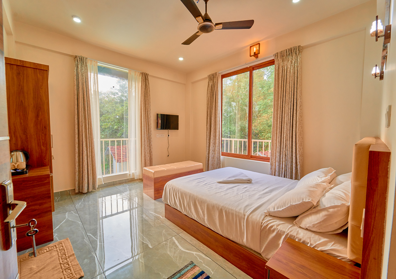 private pool resorts in vagamon