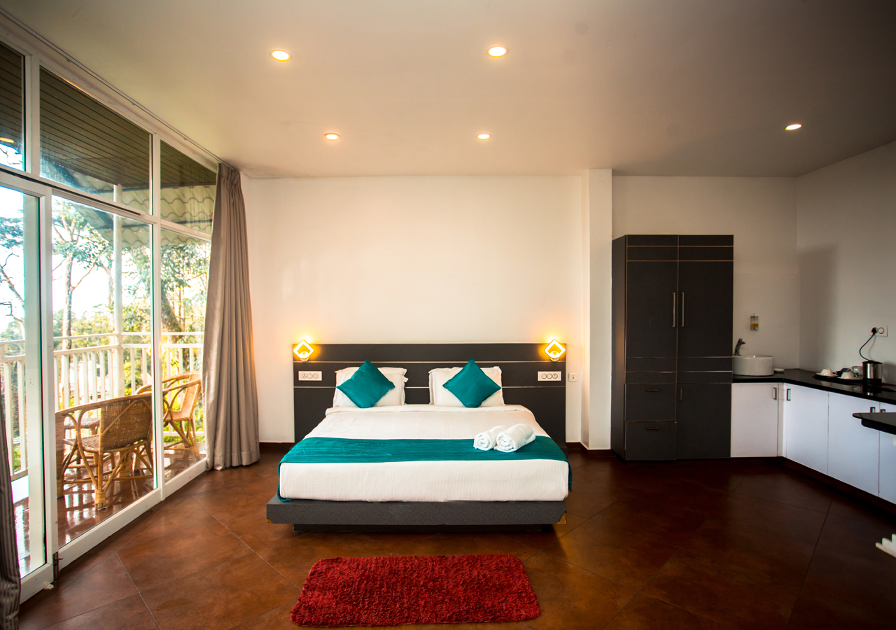 best resort in munnar with pool