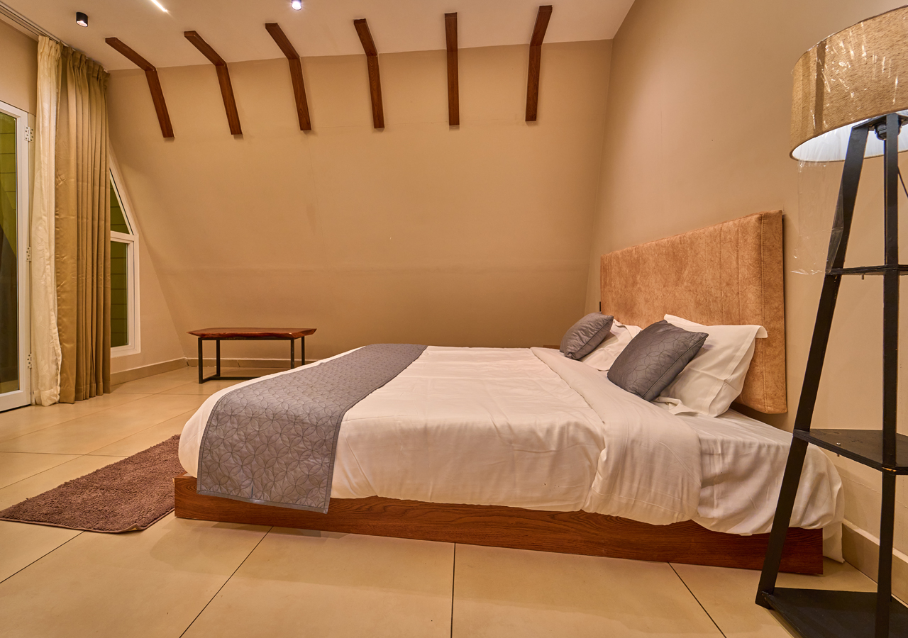 room in munnar