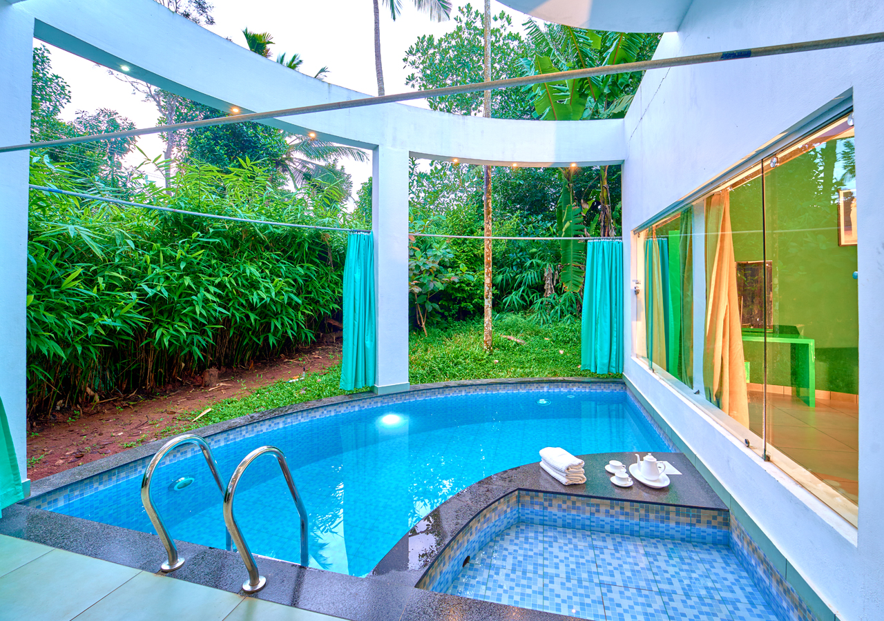 couple friendly pool villa in wayanad