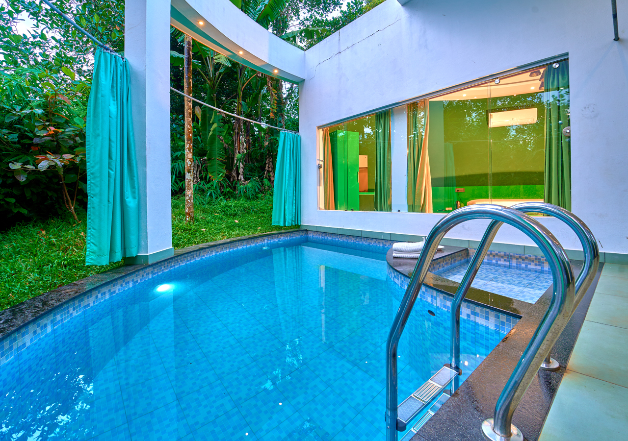 pool villa