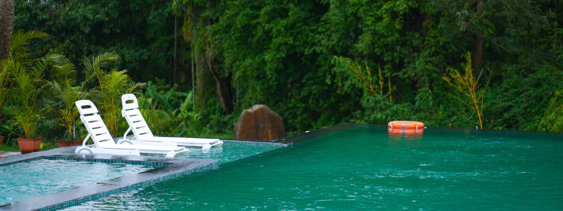 Signature Stays by VOYE HOMES