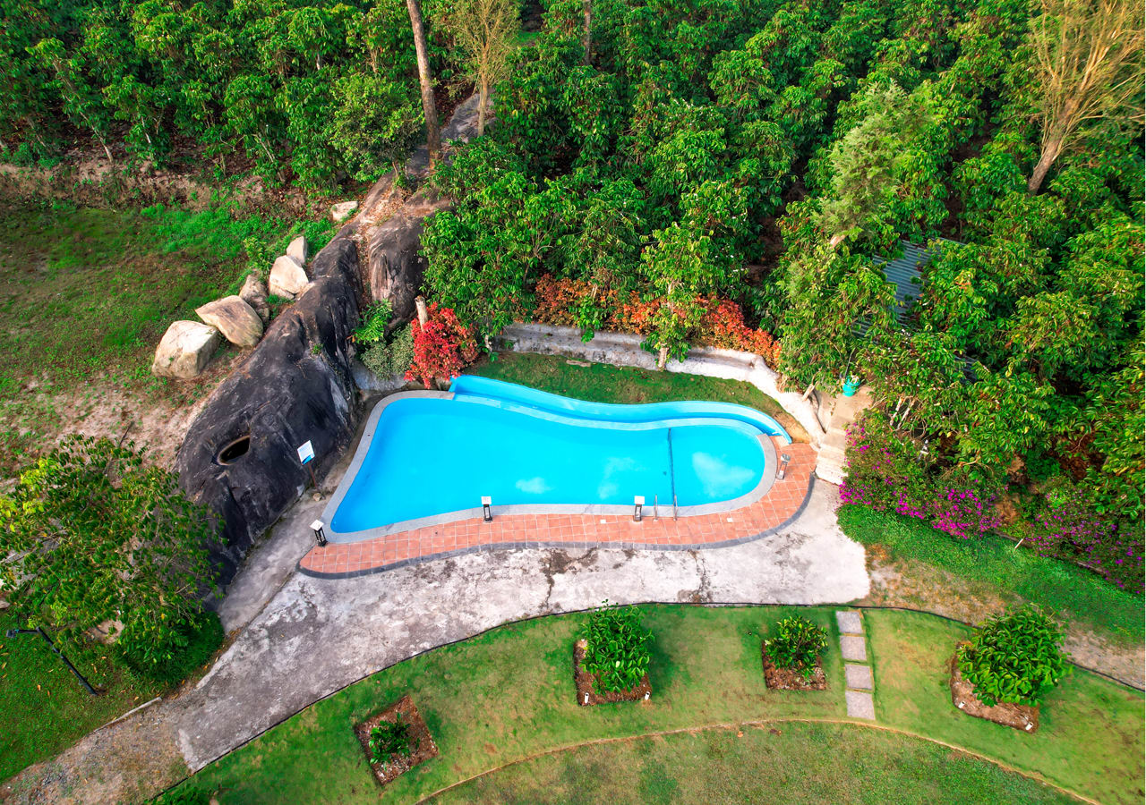 swimming pool in wayanad