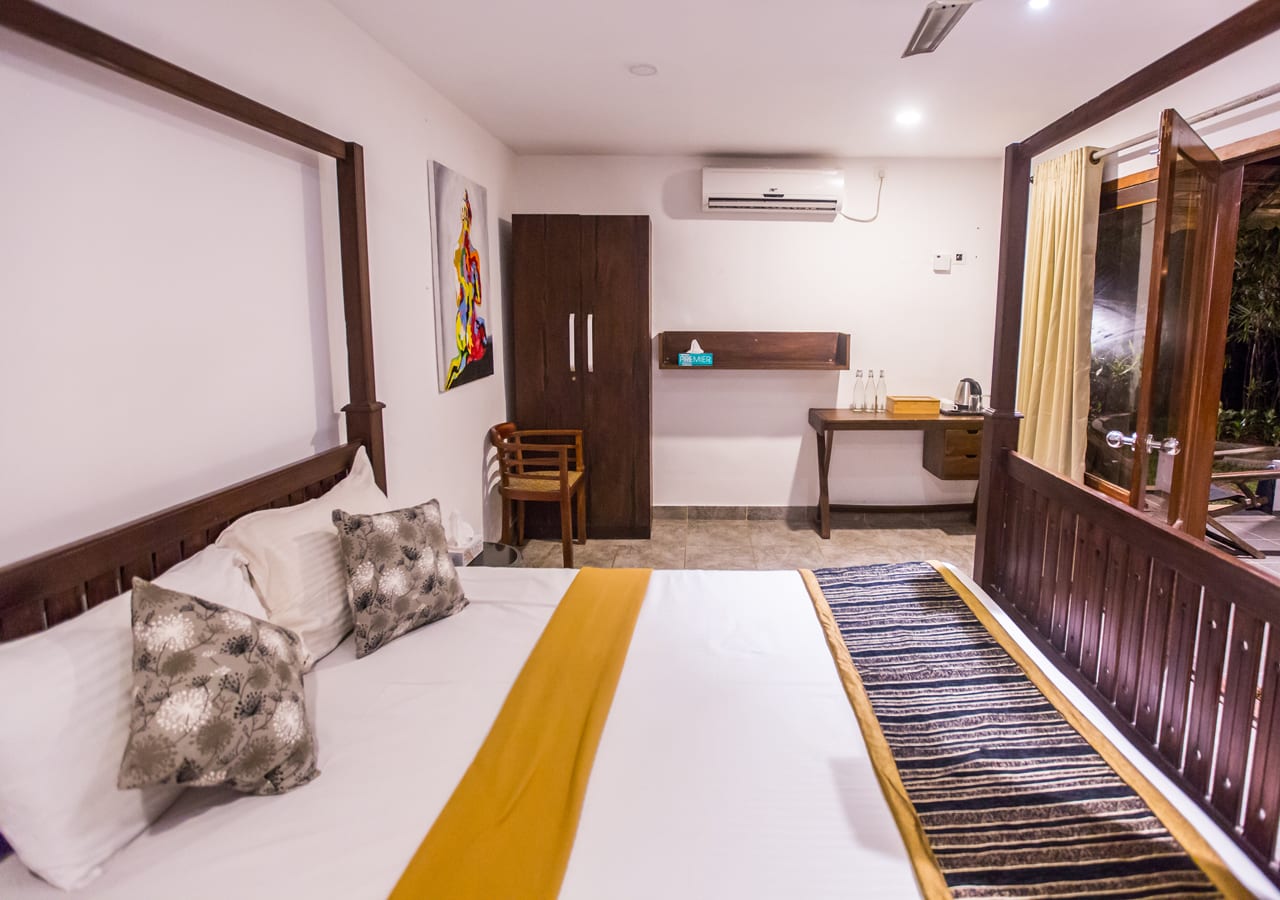 best stay in ernakulam