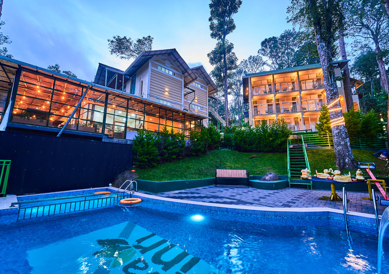 private pool munnar