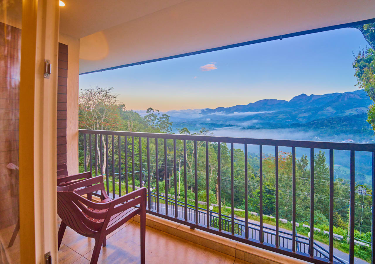 best view resort in munnar