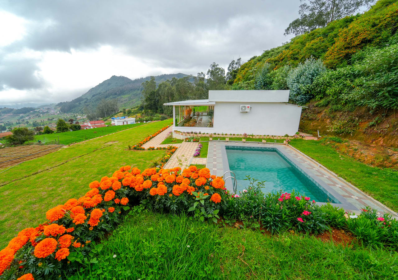 swimming pool resort in ooty